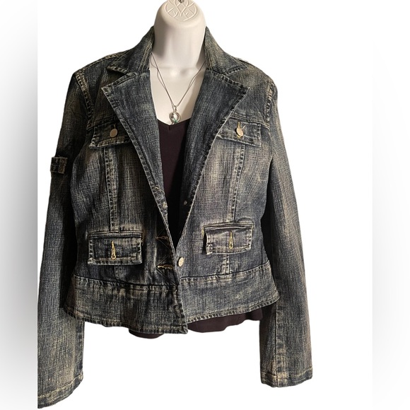 Younique Jackets & Blazers - Large DENIM JACKET by Younique.
BL/RD3